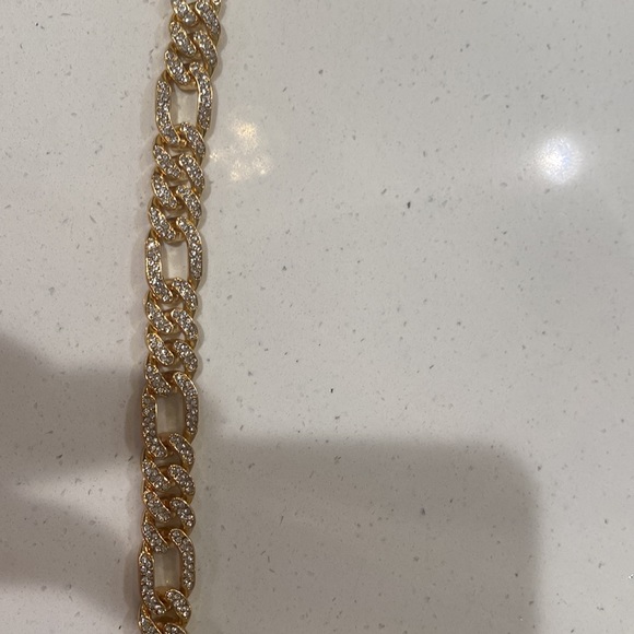 Chain gold color bracelet with rhinestone. Elegant - Picture 4 of 4